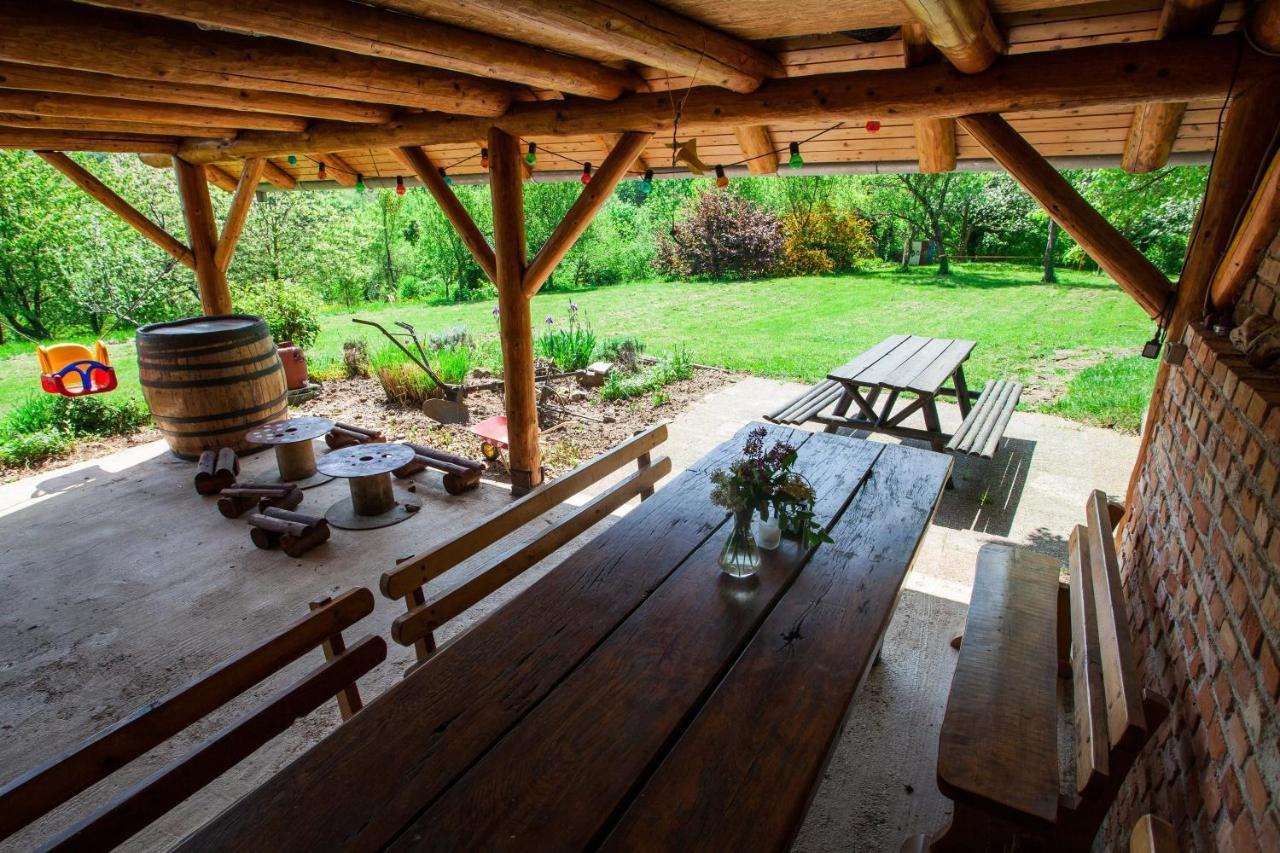 Na Okic - A Private Forest Oasis Sveti Martin pod Okicem Eksteriør billede
